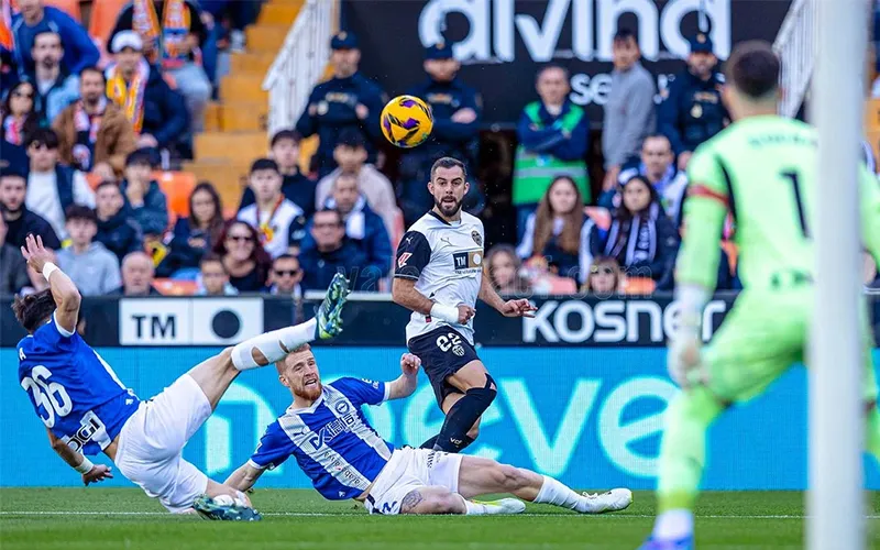Nhận định Alaves vs Valencia 00h00 ngày 15/5/2025